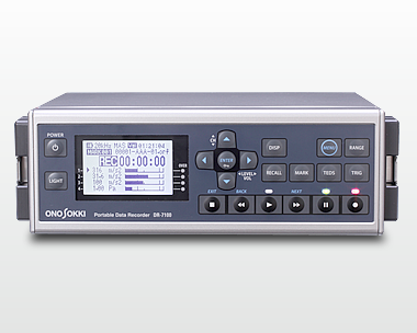 Product Photo (DR-7100 Portable Data Recorder)