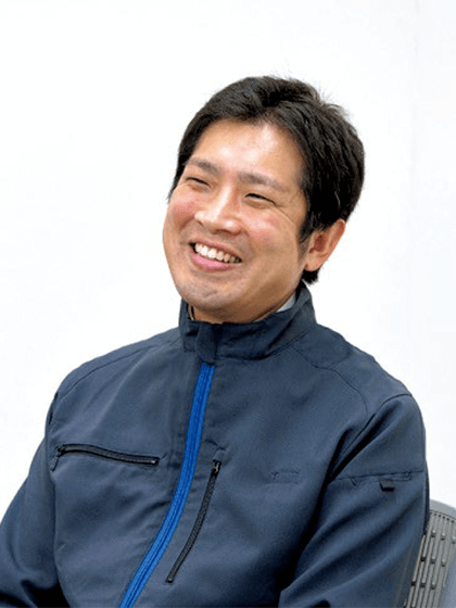 営業本部 営業統括ブロック 中部営業所 営業課長 清水 栄一